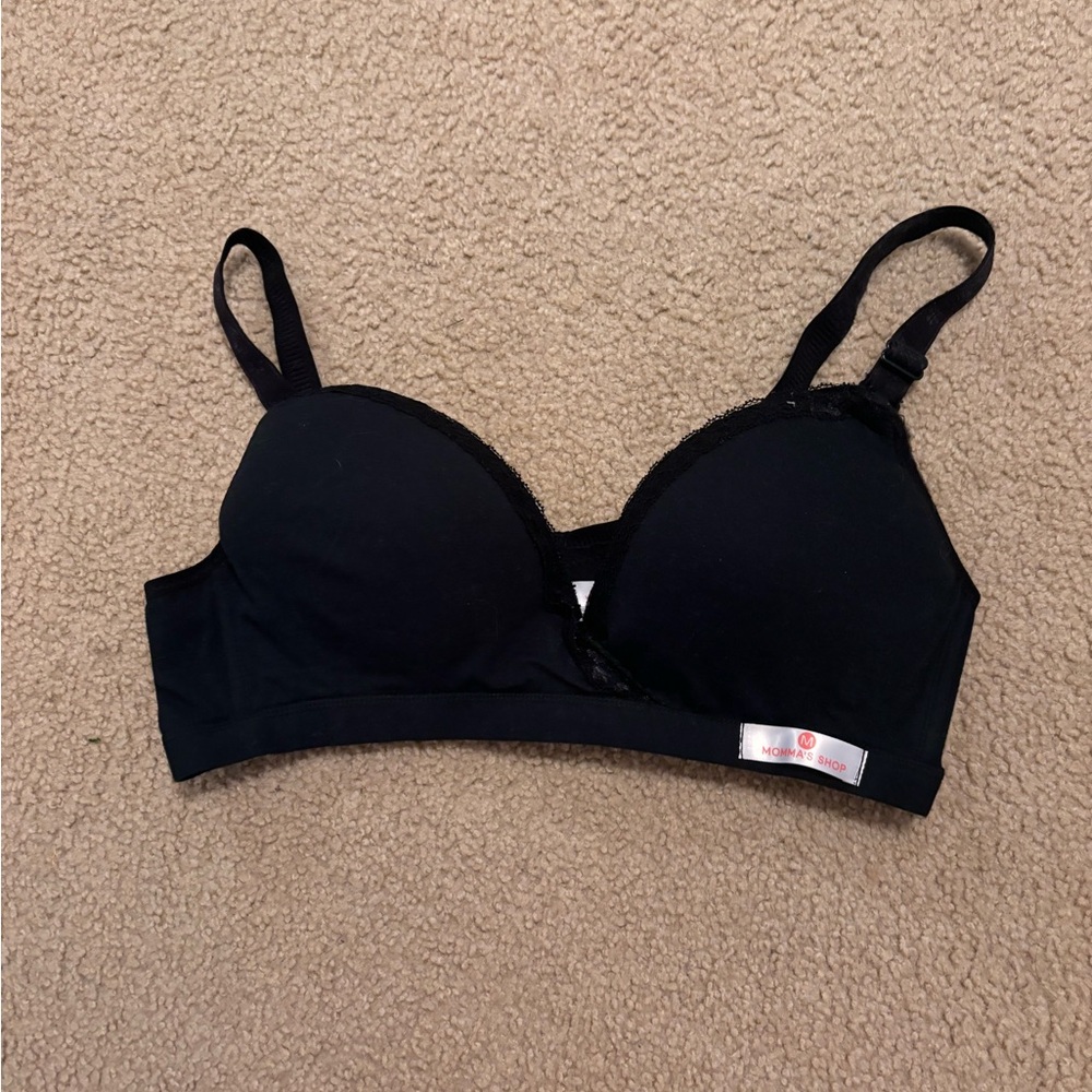 Black padded nursing Bra